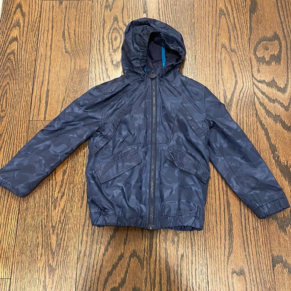 Appaman boys raincoat navy Camo sz 5